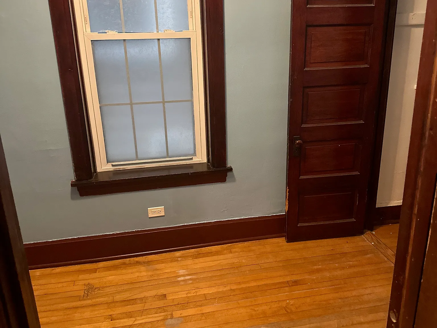 2 bed, 1000 sqft, $2,350 — Photo 4