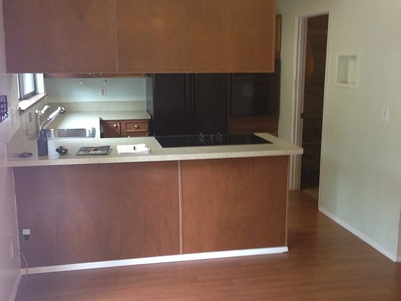 5th image of 17050 Northup Way APT 31