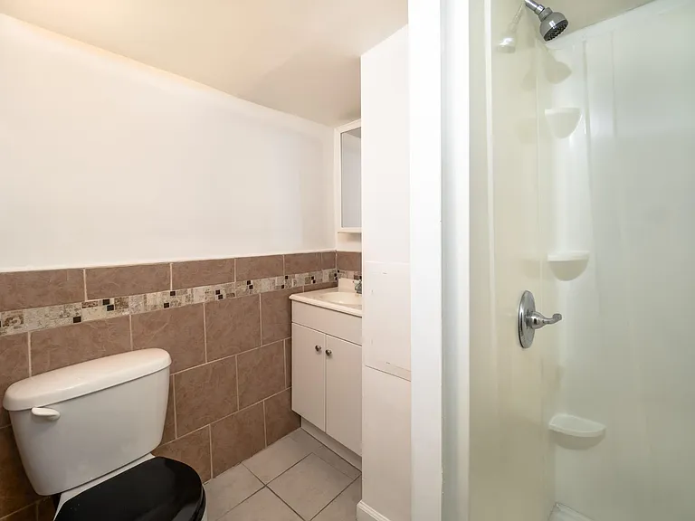 491 Mercer St #1 — Photo 10