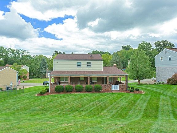 3rd image of 7 Valley Vue Dr