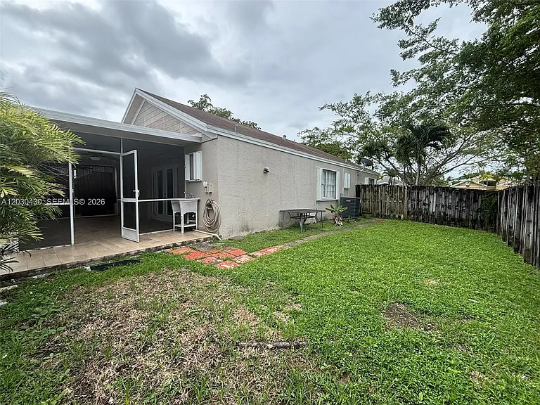 12713 SW 146th Ln — Photo 17