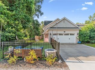 509 Maple St, Saint Simons Island, GA 31522