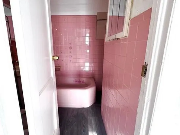 79 Pamrapo Avenue image 23 of 25