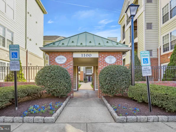 1100 Quaker Hill Dr APT 412, Alexandria, VA 22314