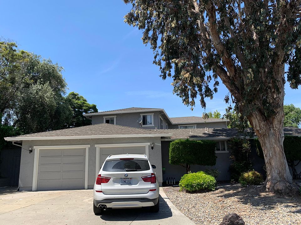 1st image of 567 Firloch Ave