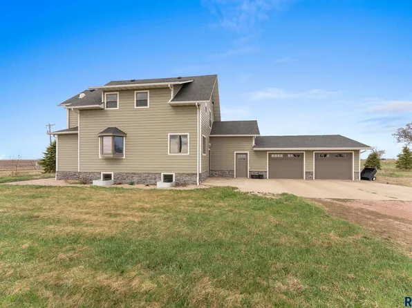 24727 438th Ave, Salem, SD 57058