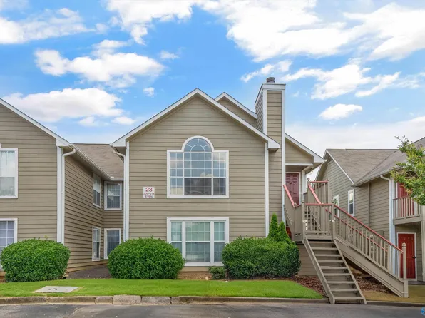 210 Waters Edge Ln, Madison, AL 35758