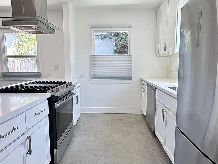 4232 Verdugo Rd — Photo 7