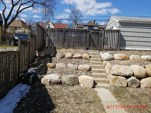 5112 Cedar Ave S — Photo 11