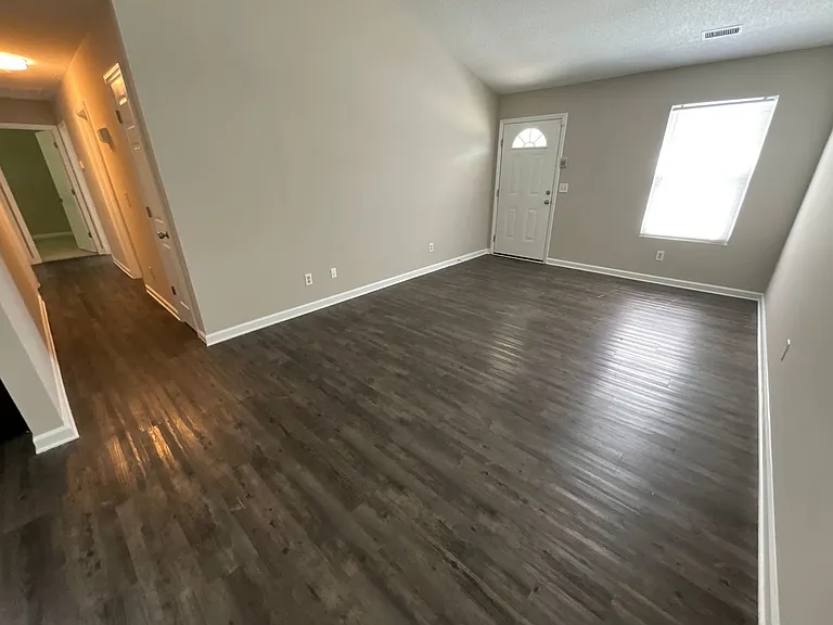 2709 Ingleside Dr — Photo 14