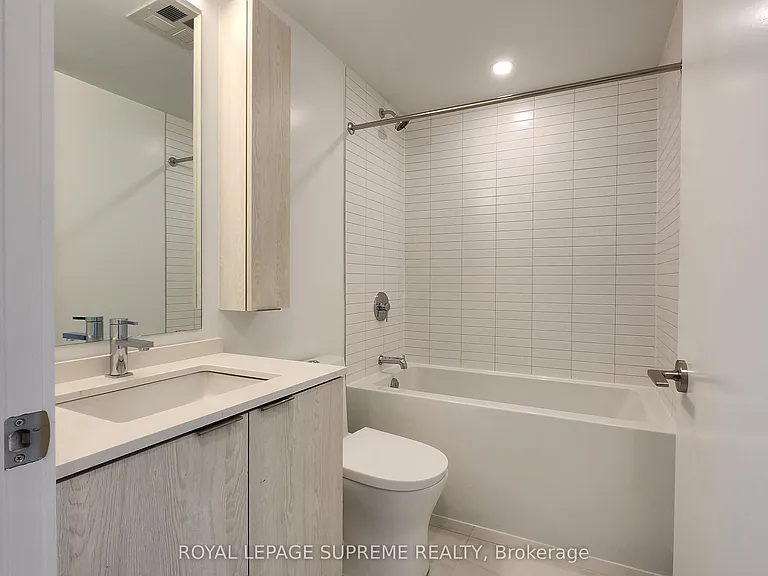 86 Dundas St E #1212 — Photo 21