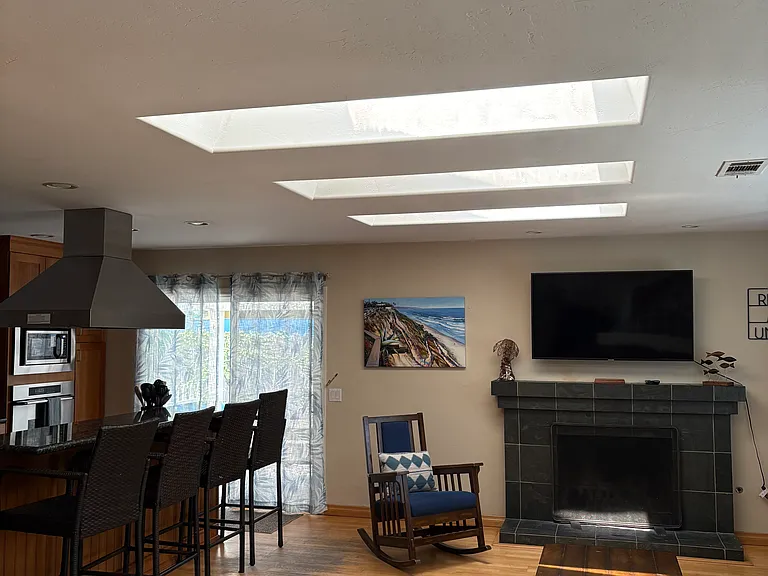 4810 Refugio Ave — Photo 3