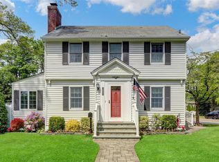 170 Little East Neck Rd S, Babylon, NY 11702