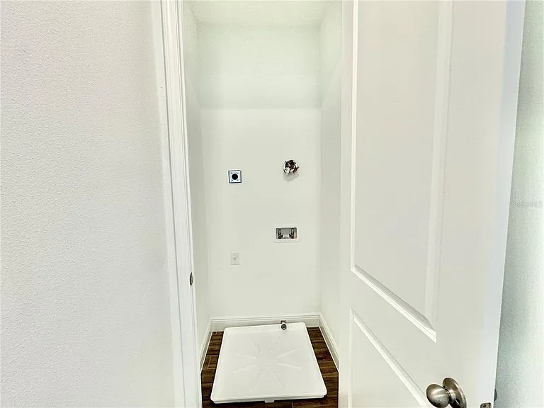 13442 Leggett Aly — Photo 20