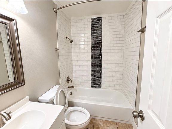 4th image of 6550 Athey Ct