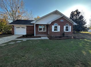 2860 Sheridan Dr, Dalzell, SC 29040
