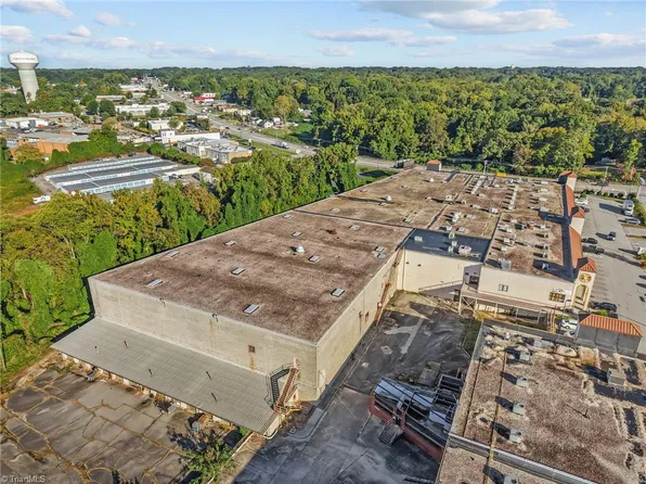 4929 W Market St #2131-2132-2000, Greensboro, NC 27407