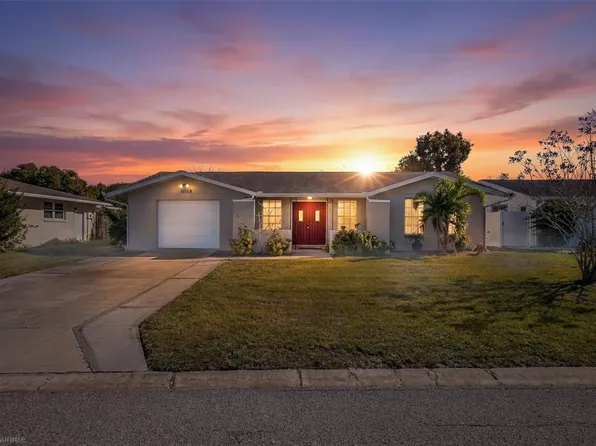 10328 Holly Dr, Port Richey, FL 34668