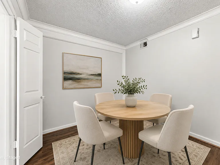 1311 Antoine Dr #331 — Photo 2