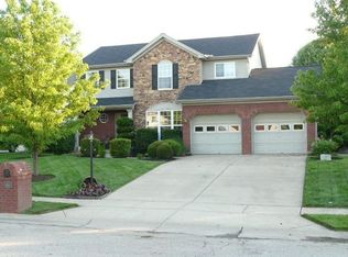 1045 Bloomfield Ct, Hebron, KY 41048