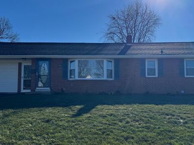 426 W Cedar St, New Holland, PA, 17557