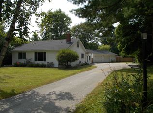 1588 S River Rd, Saginaw, MI 48609