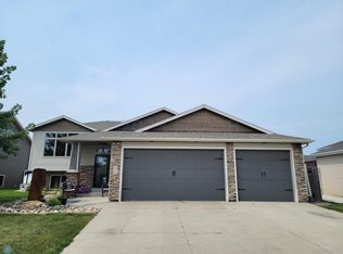4428 10th St W, West Fargo, ND 58078