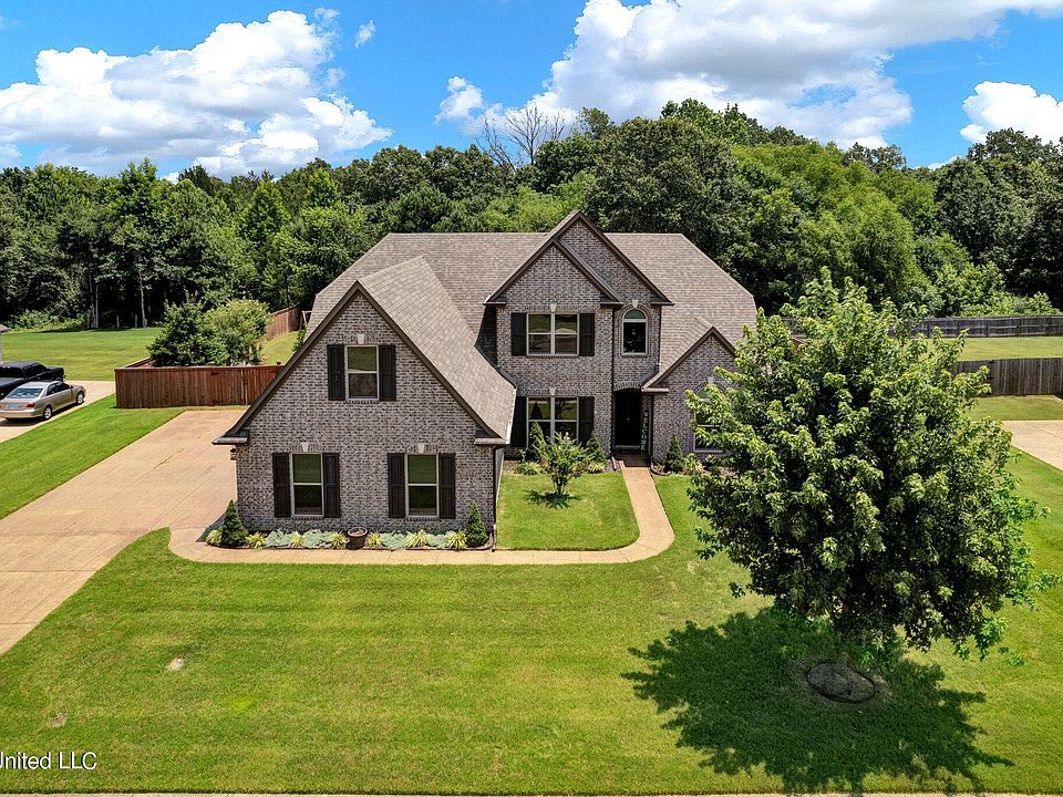 1st image of 7192 Belle Manor Dr