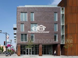 350 E Locust St APT 301, Des Moines, IA 50309