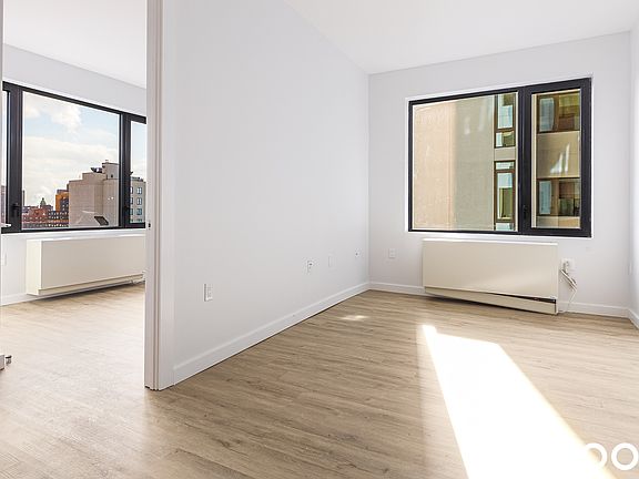 2nd image of 276 Grand Concourse #1009NT