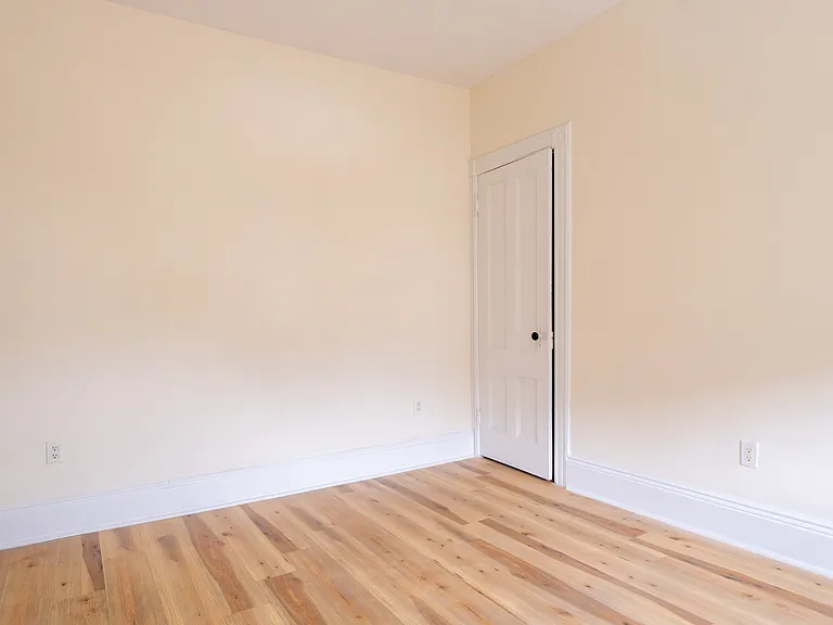 234 Danforth Ave #2 — Photo 10