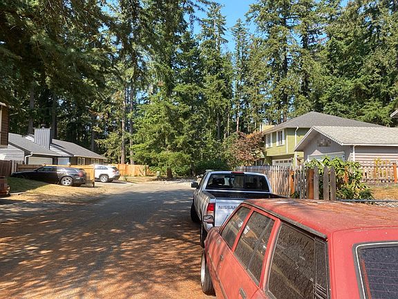 4th image of 26407 Timberlane Dr SE