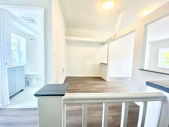 5th image of 721 Annin St