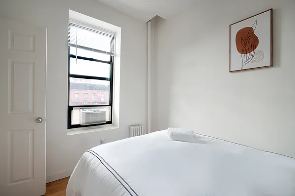 Rented by MyNyHousing | media 10