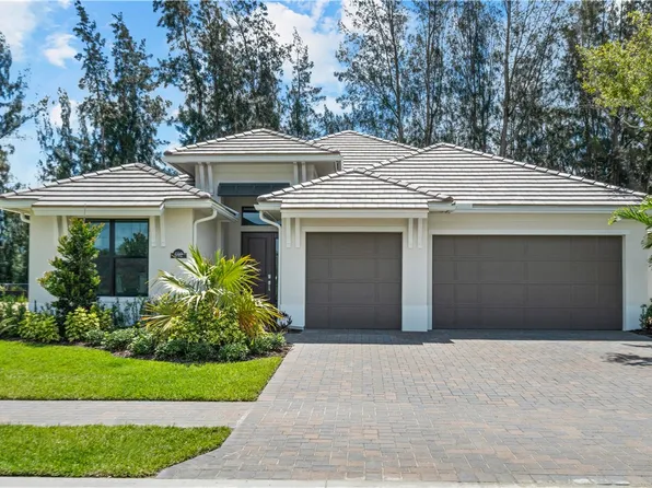 692 Ravens Landing Dr, Vero Beach, FL 32968