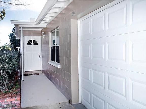 3rd image of 7906 W Powhatan Ave
