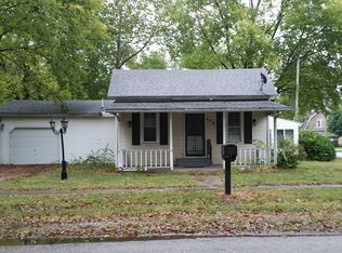 100 N Washington St, Manito, IL 61546