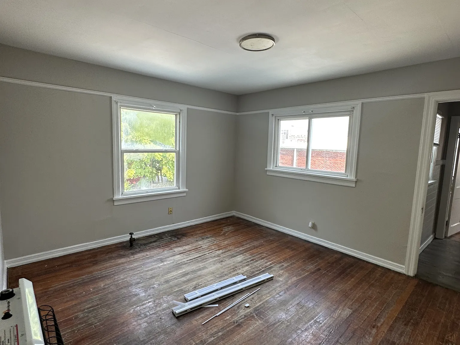 1422 Central Avenue - 3 — Photo 4