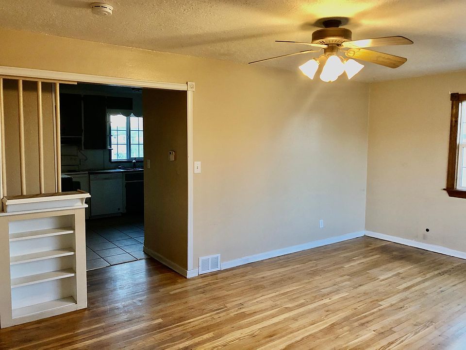 1st image of 421 W Elm St #1