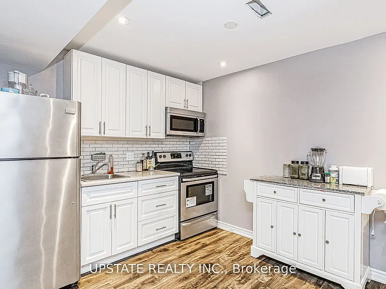 91 Lloyd Sanderson Dr #LOWER — Photo 6