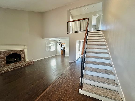 2nd image of 628 Farben Dr
