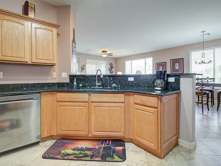 22896 W Arrow Dr — Photo 20