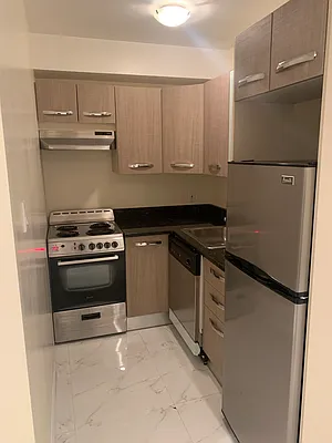 Rented by 18 REALTY | media 1