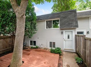 3833 Conroy Trl, Inver Grove Heights, MN 55076