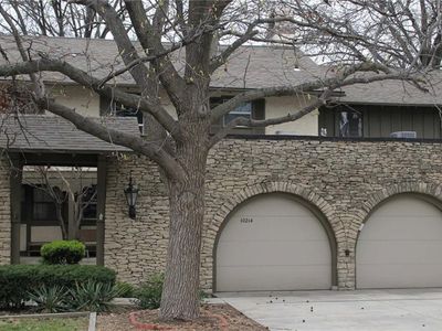10214 Robinson St, Overland Park, KS, 66212