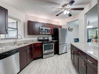 6855 W Broward Blvd APT 311, Plantation, FL, 33317