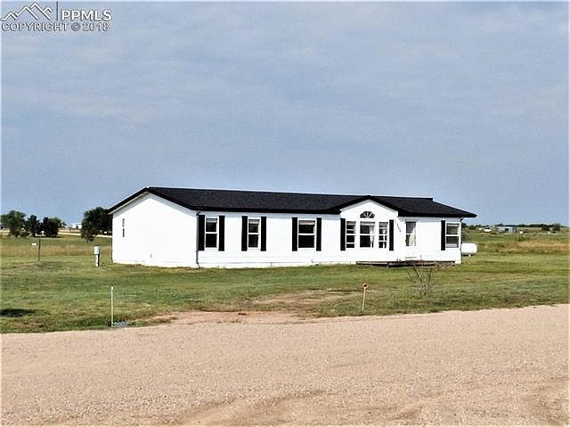 1st image of 20555 Sahara Dr