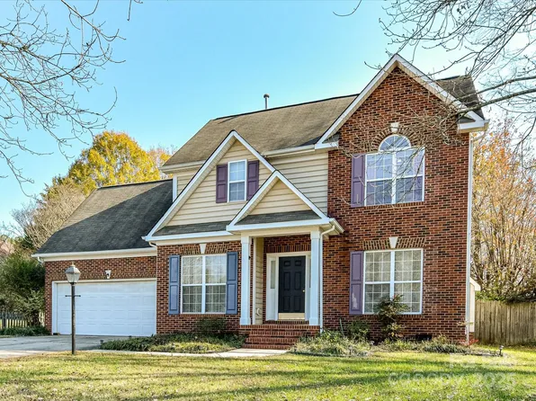 3807 Bent Creek Dr SW, Concord, NC 28027