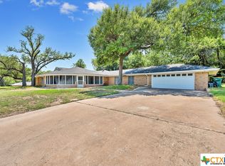 1304 Live Oak Dr, Belton, TX 76513