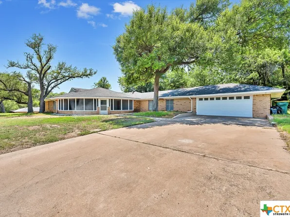 1304 Live Oak Dr, Belton, TX 76513